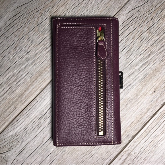 ****SOLD*** Dooney and Bourke leather wallet - Picture 2 of 6